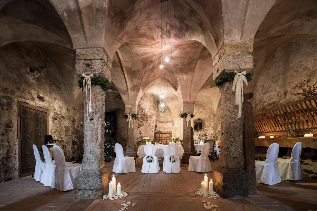 Hotel & Gourmetwirtshaus Kirchenwirt Seit 1326 Леоганг Екстер'єр фото